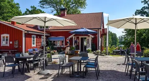 Besök Gräddhyllan Lantcafé