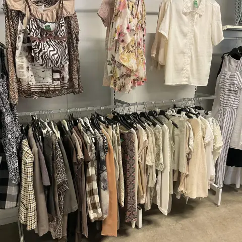 Besök Lagadalskyrkans Second Hand