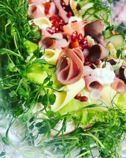 Besök Restaurang Aroma